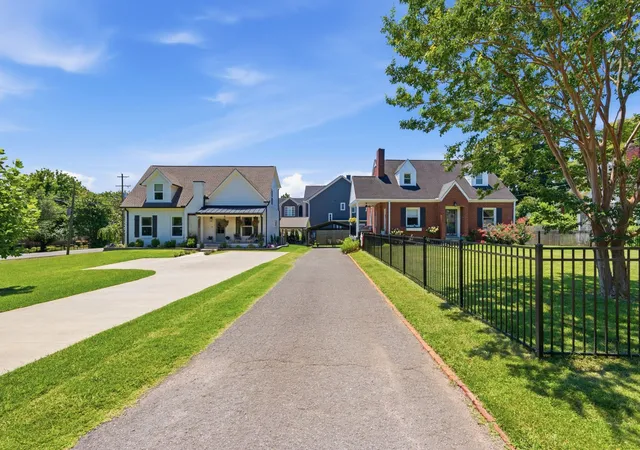 14th image of 1003 Graybar Ln, Nashville, TN 37204 | MLS# 3242429