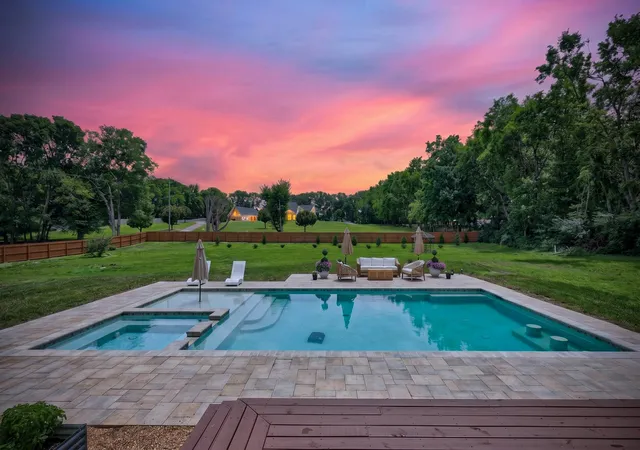 Photo 1 of Mansion for sale at 510 Granny White Pike, Brentwood, TN 37027 | MLS# 3261028 | Listing updated on 2026-09-02