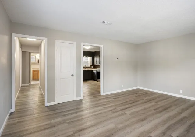 3rd image of 1414 Walston Avenue, Dalton, GA 30720 | MLS# 3248883