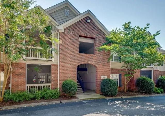 Photo 3 of Condo for sale at 6820 Highway 70 S #419, Nashville, TN 37221 | MLS# 3243022 | Listing updated on 2026-09-14