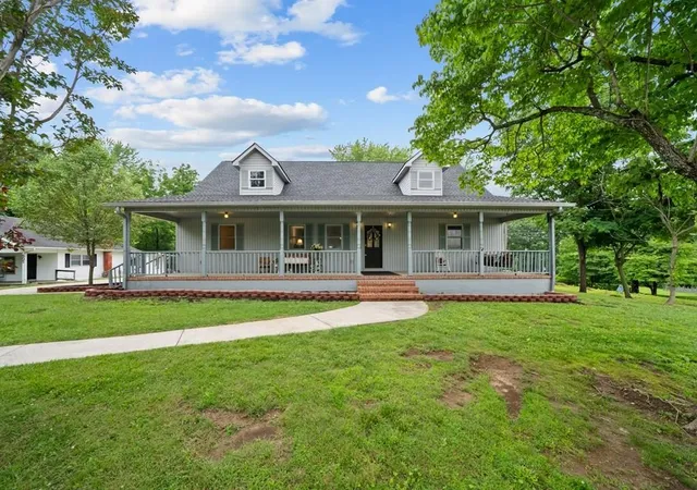 1st image of 503 S Pine St, Monterey, TN 38574 | MLS# 3233765