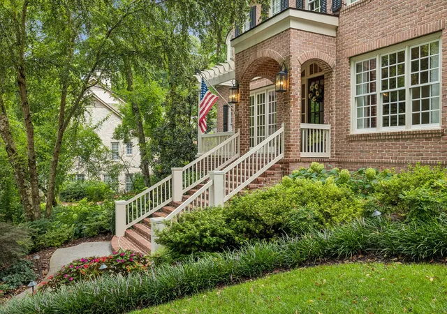 Photo 3 of Mansion for sale at 2025 Waterstone Dr, Franklin, TN 37069 | MLS# 3528256 | Listing updated on 2026-09-21