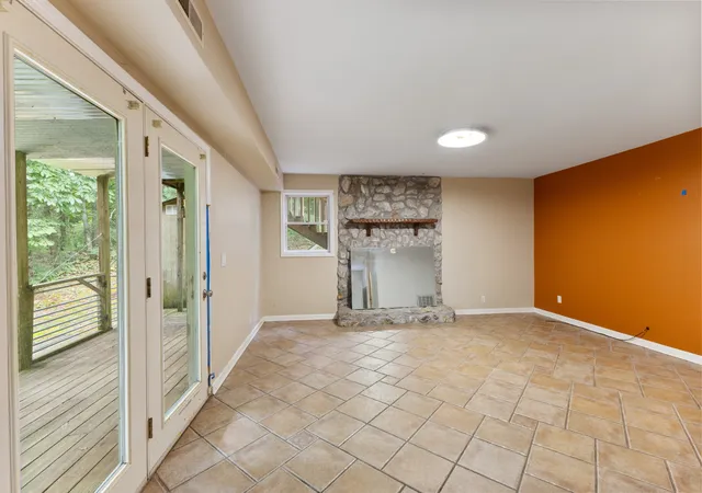 2nd image of 1040 Rustic Hills Dr, Ashland City, TN 37015 | MLS# 3234207