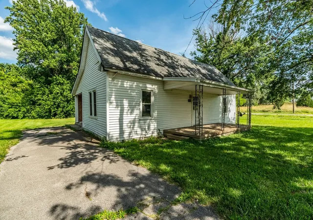 Homes for sale in Crofton, KY | 116 S Anderson St, Crofton, KY 42217 | MLS# 3233795