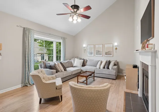 Photo 3 of Townhouse for sale at 519 Stacy Sq Ter, Nashville, TN 37221 | MLS# 3248552 | Listing updated on 2026-08-07