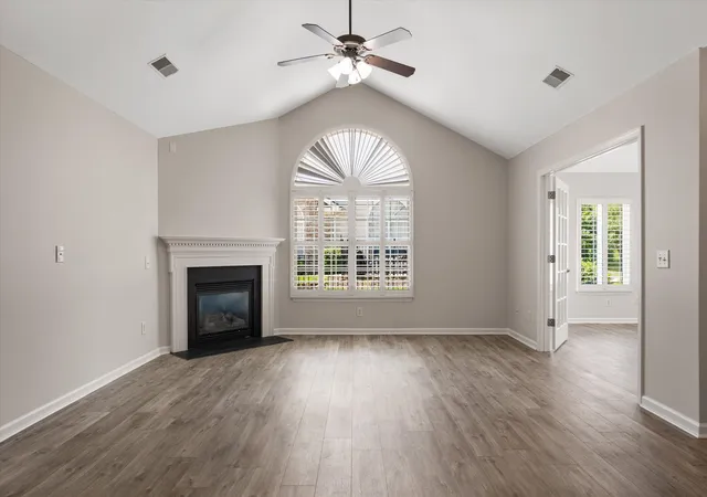 5th image of 825 Browns Ln, Gallatin, TN 37066