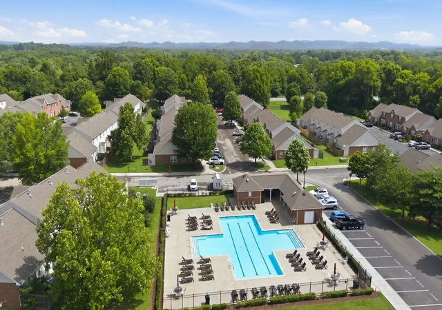 2nd image of 1101 Downs Blvd, Franklin, TN 37064