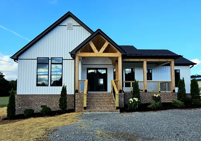 Homes for sale in Lyles, TN | 9007 Hwy 7, Lyles, TN 37098 | MLS# 3233928