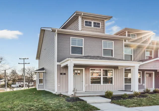 3rd image of 101 Quarry Point Dr, Clarksville, TN 37043 | MLS# 3233981