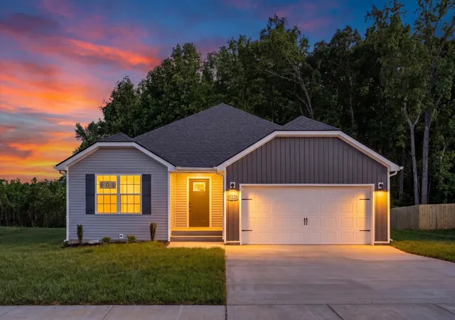 Photo 1 of Single family home for sale at 325 Tisha Ct, Clarksville, TN 37042 | MLS# 3234850 | Listing updated on 2026-09-26
