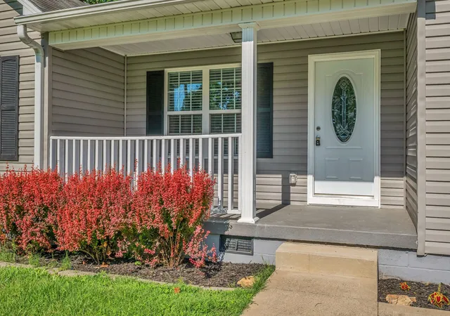 Homes for sale in White Bluff, TN | 306 Twilight Ct, White Bluff, TN 37187 | MLS# 3244983
