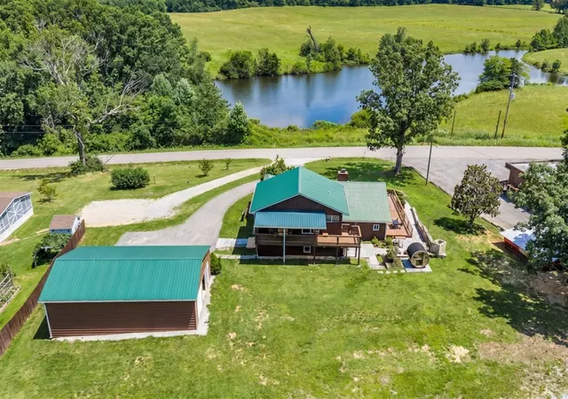 Homes for sale in Burns, TN | 1278 Spencer Mill Rd, Burns, TN 37029 | MLS# 3248729