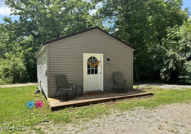 Homes for sale in Crossville, TN | 111 Stone St, Crossville, TN 38572 | MLS# 3234051