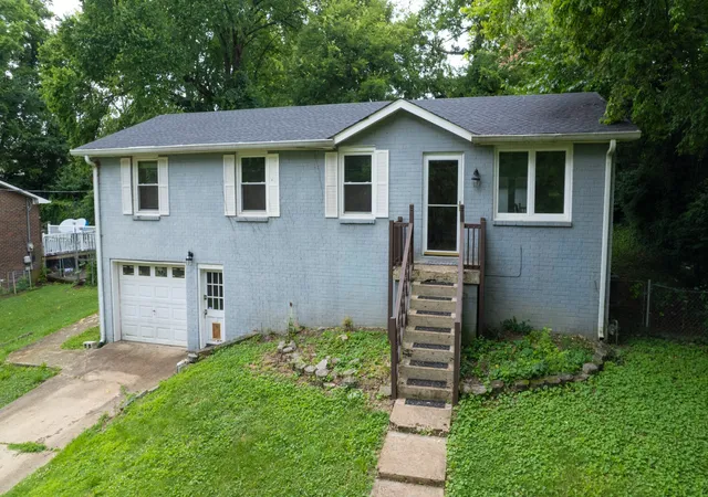 Photo 1 of Single family home for sale at 213 Sterry Ct, Antioch, TN 37013 | MLS# 3244391 | Listing updated on 2026-09-01