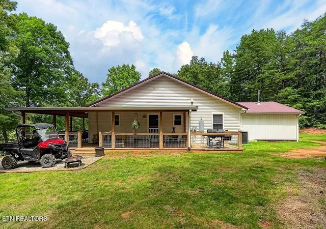 1st image of 211 Arizona Lane, Walling, TN 38587 | MLS# 3234081