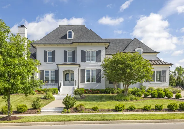 Homes for sale in Brentwood, TN | 1420 Newhaven Dr, Brentwood, TN 37027 | MLS# 3248449