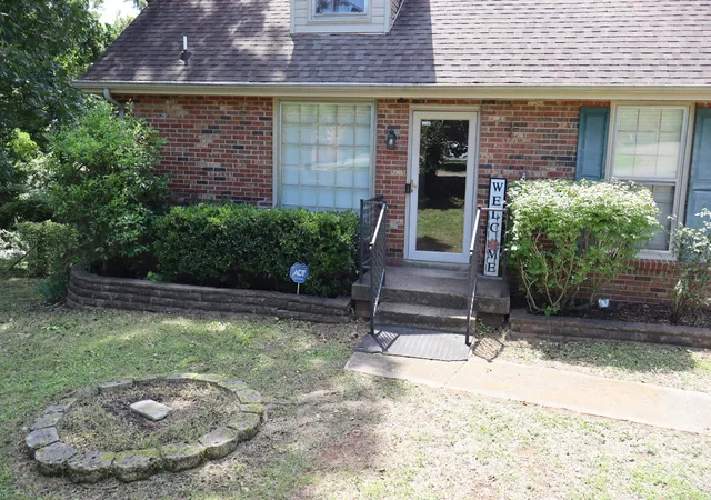 Homes for sale in Old Hickory, TN | 236 Santa Rosa Ct, Old Hickory, TN 37138 | MLS# 3234162