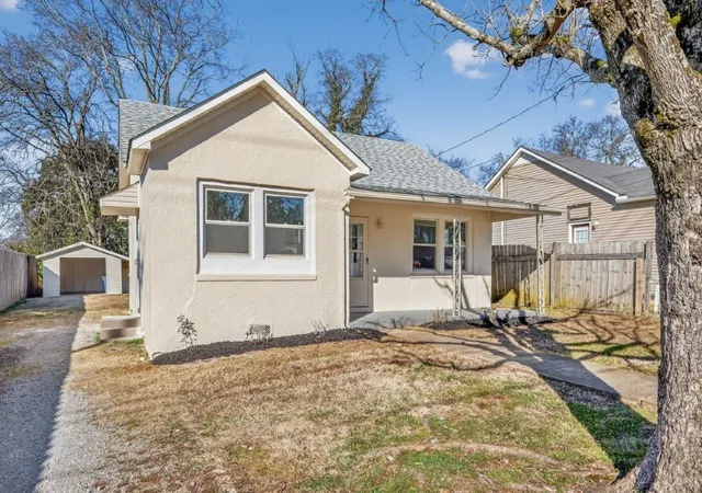 Homes for sale in Shelbyville, TN | 207 Carter Street, Shelbyville, TN 37160 | MLS# 3234286