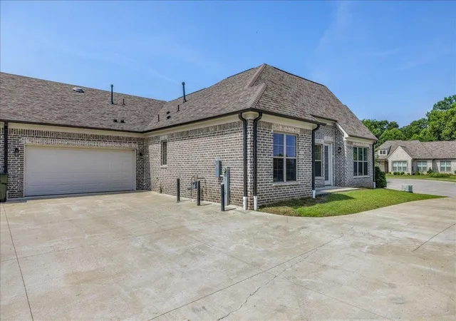 Photo 27 of Condo for sale at 3036 Wiltshire Cv, Bartlett, TN 38133 | MLS# 3596648 | Listing updated on 2026-10-07