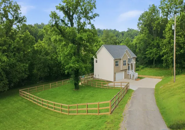 Homes for sale in Cumberland Furnace, TN | 4980 Shiloh Bridge Rd, Cumberland Furnace, TN 37051 | MLS# 3234599