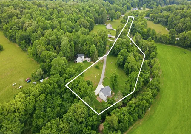 Photo 3 of Single family home for sale at 4980 Shiloh Brg Rd, Cumberland Furnace, TN 37051 | MLS# 3234599 | Listing updated on 2026-09-07