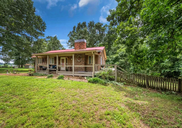5th image of 830 Hadley Rd, Clarksville, TN 37042 | MLS# 3234197