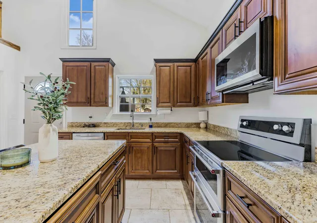 Photo 2 of Single family home for sale at 311 Grace St, Nashville, TN 37207 | MLS# 3306560 | Listing updated on 2026-09-28