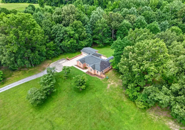 Homes for sale in Chapmansboro, TN | 3549 Thomasville Rd, Chapmansboro, TN 37035 | MLS# 3248270