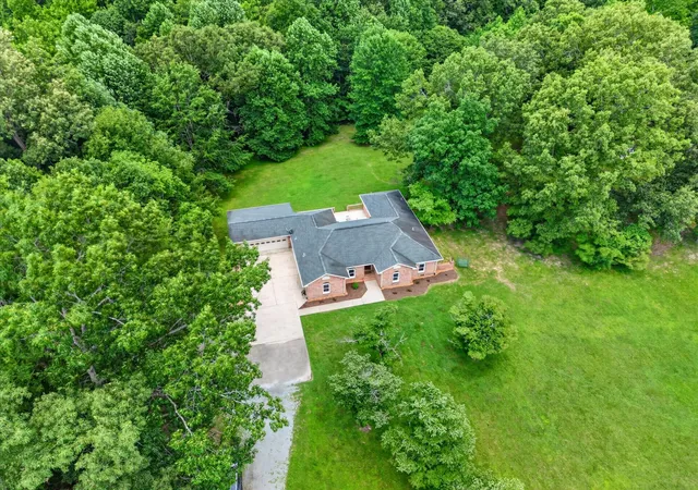 Homes for sale in Chapmansboro, TN | 3549 Thomasville Rd, Chapmansboro, TN 37035 | MLS# 3248270