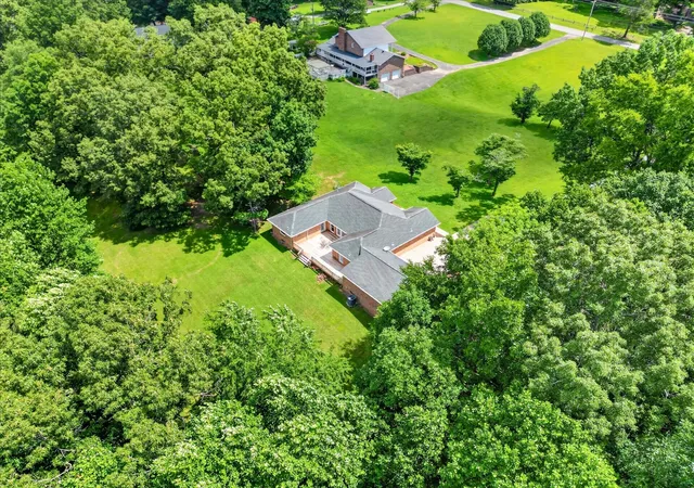 Homes for sale in Chapmansboro, TN | 3549 Thomasville Rd, Chapmansboro, TN 37035 | MLS# 3248270