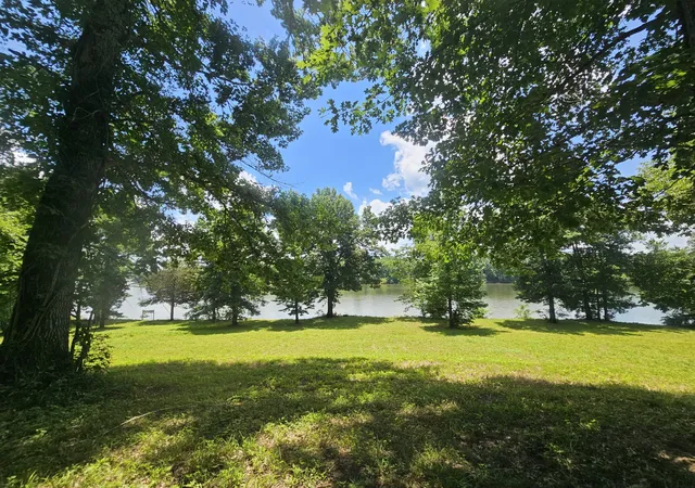 3rd image of 5 Island View Dr, Bath Springs, TN 38311 | MLS# 3241992