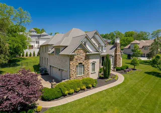 Homes for sale in Hendersonville, TN | 1000 Morchella Private Way, Hendersonville, TN 37075 | MLS# 3246673
