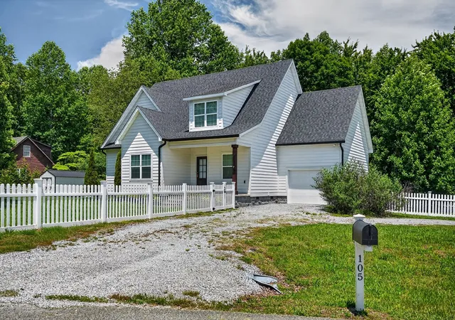 Photo 3 of Single family home for sale at 105 Shiloh Ln, Smithville, TN 37166 | MLS# 3234659 | Listing updated on 2026-08-26