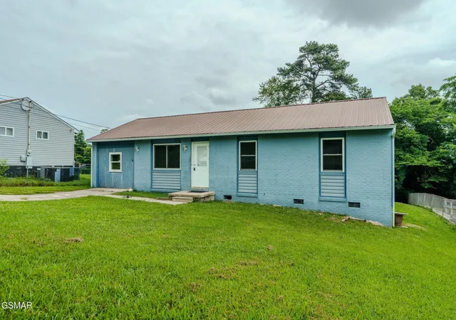 2nd image of 910 Lloyd Street, Morristown, TN 37814 | MLS# 3278242