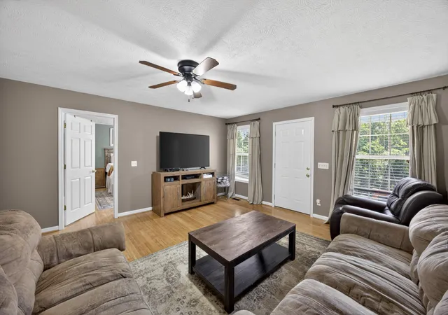3rd image of 1959 Amber Meadows Rd, Cookeville, TN 38506 | MLS# 3239919