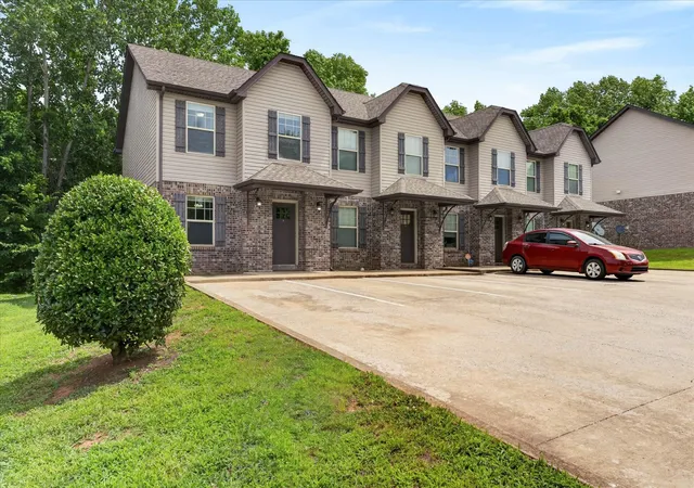 2nd image of 1763 Spring Water Dr, Clarksville, TN 37040 | MLS# 3245929