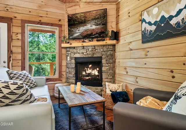 4th image of 1633 Misty Hollow Way, Gatlinburg, TN 37738 | MLS# 3304396