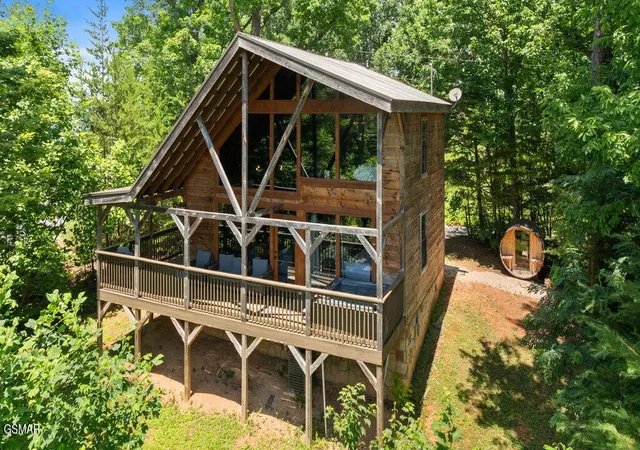2nd image of 4225 Dollys Dr, Sevierville, TN 37876 | MLS# 3282633