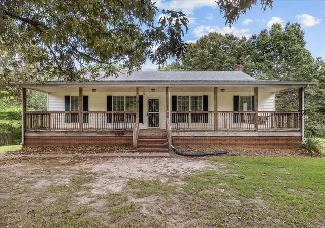 1st image of 414 Valleywood Dr, Dickson, TN 37055 | MLS# 3320074