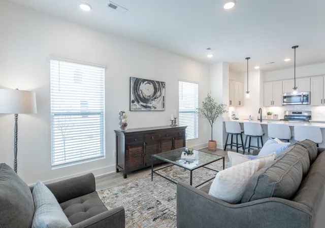 Photo 4 of Townhouse for sale at 1590 S Watkins St, Chattanooga, TN 37404 | MLS# 3234848 | Listing updated on 2026-06-17
