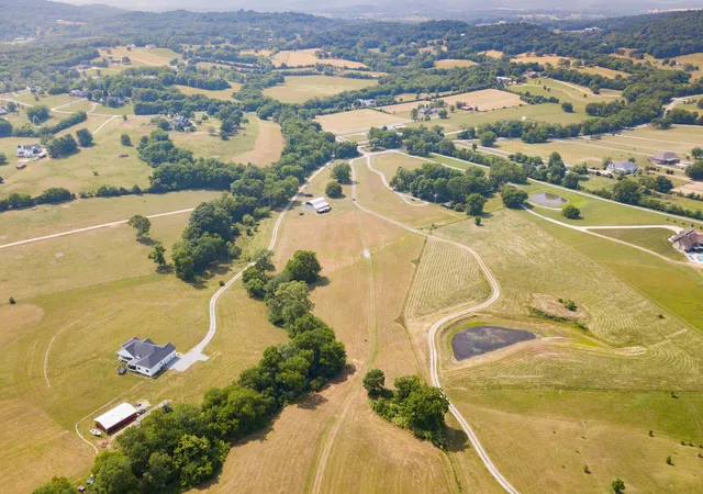 2nd image of 1003b Franklin Rd, Gallatin, TN 37066 | MLS# 3241931
