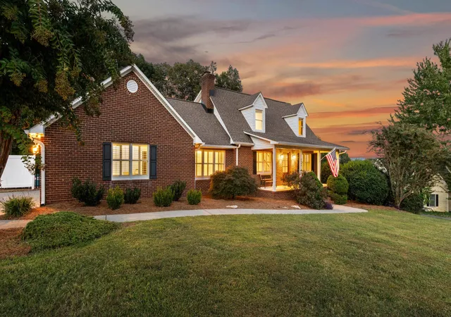 3rd image of 3046 Hawthorne Street, Athens, TN 37303 | MLS# 3337198