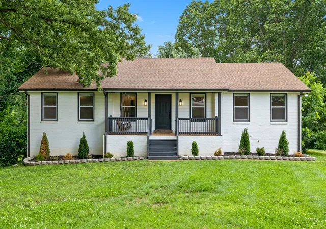 2nd image of 102 Walton Ct, Hendersonville, TN 37075 | MLS# 3242581