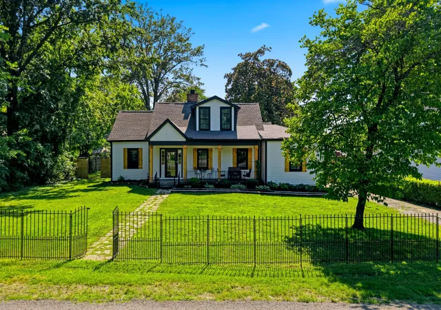 2nd image of 310 N Hume Ave, Gallatin, TN 37066 | MLS# 3243757