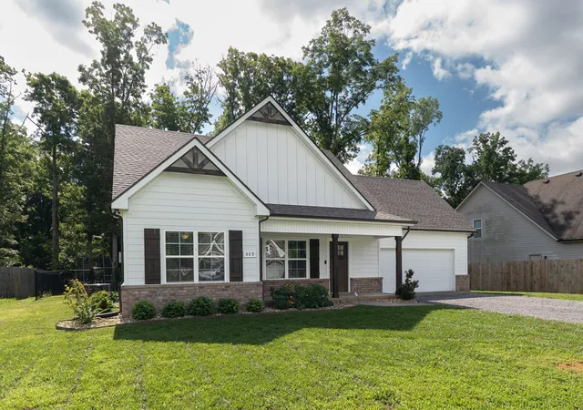 Homes for sale in Christiana, TN | 509 Skipping Stone Rd, Christiana, TN 37037 | MLS# 3242355