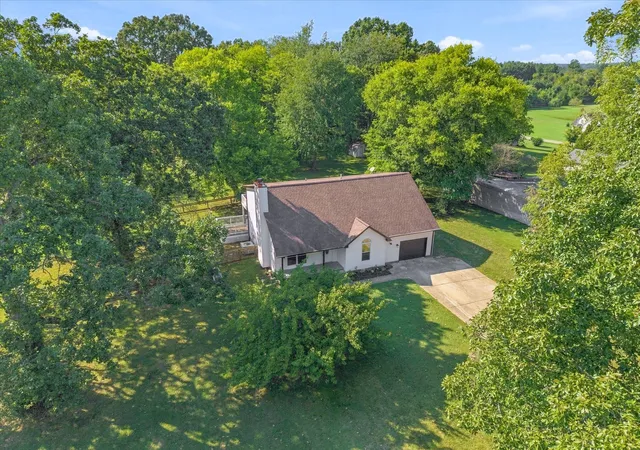 Single family home for sale at 380 Martin Rd, Clarksville, TN 37042 | MLS# 3242576