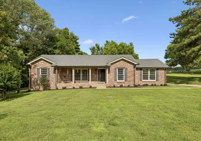 Single family home for sale at 106 Azalea Ln, Franklin, TN 37064 | MLS# 3239784