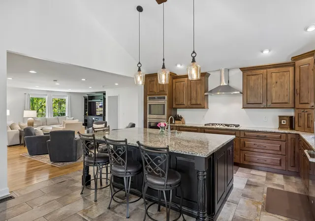 Photo 4 of Single family home for sale at 106 Azalea Ln, Franklin, TN 37064 | MLS# 3239784 | Listing updated on 2026-09-29