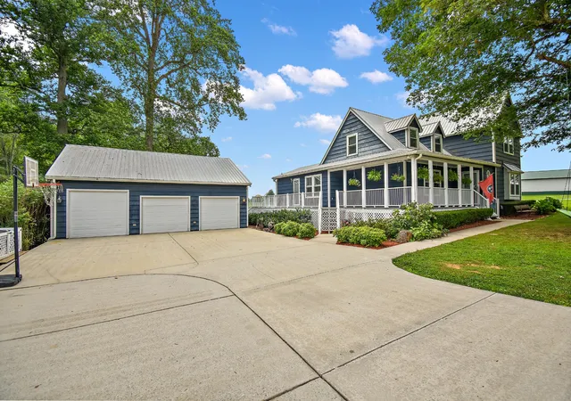 Homes for sale in Hillsboro, TN | 124 Amy Rd, Hillsboro, TN 37342 | MLS# 3242030