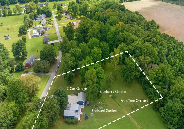 Homes for sale in Hillsboro, TN | 124 Amy Rd, Hillsboro, TN 37342 | MLS# 3242030
